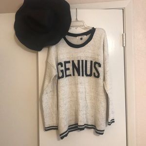 GENIUS Sweater Size XL